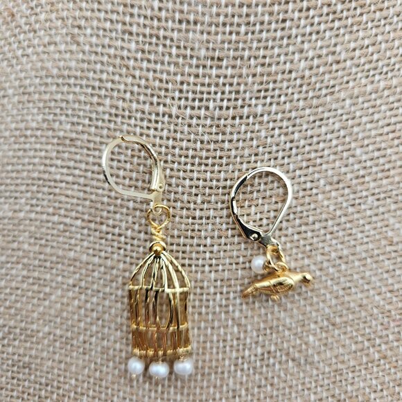 (NWT) 14k GF Caged Bird Flies Free Dainty Chain Necklace Handmade Vintage - Picture 13 of 16